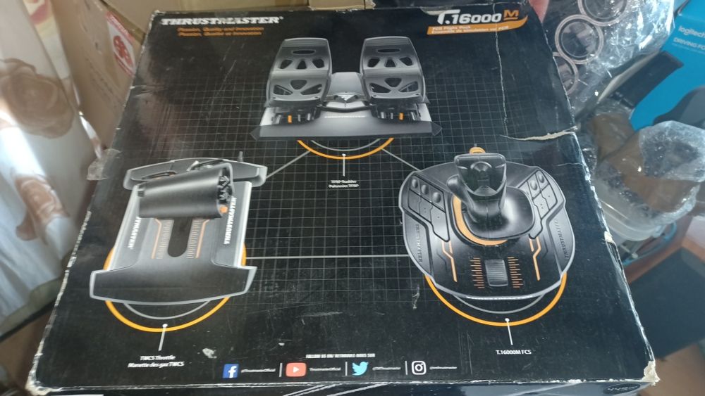 Топ Джойстици за летене контролер Thrustmaster T16000M FCS Flight Pack