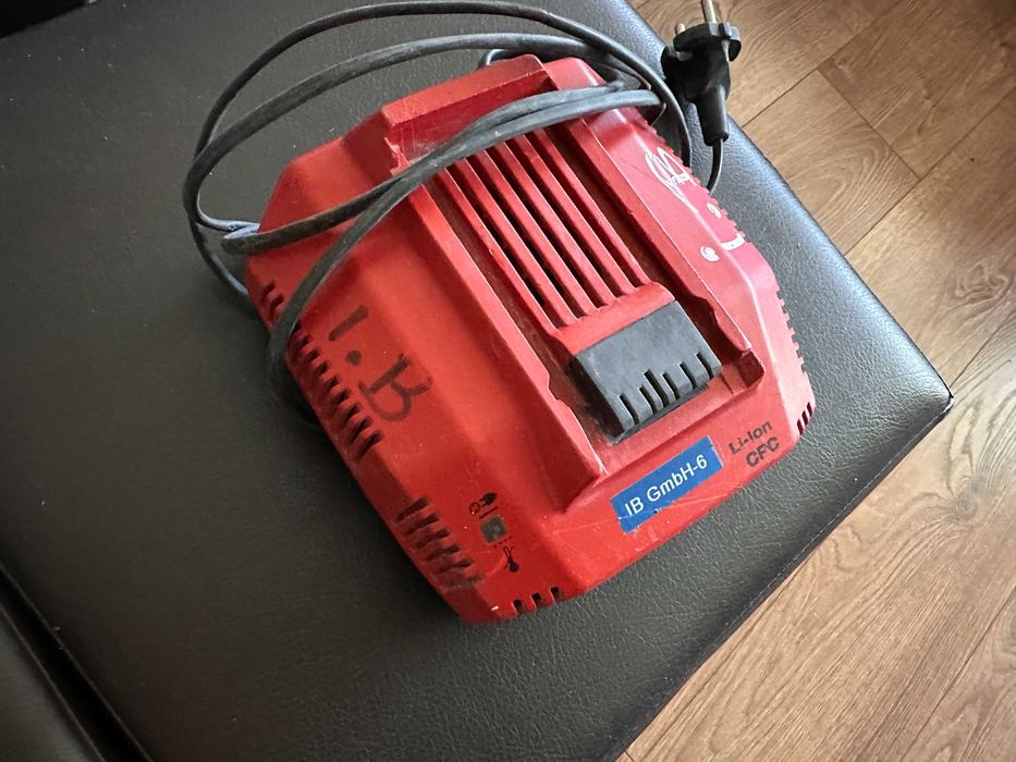 Hilti Бързо зарядно C4/36-350
