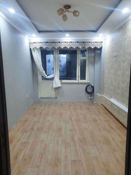 Продается квартира в Яшнабадском районе Тузел в быв.обш. 2-х ком 46м2