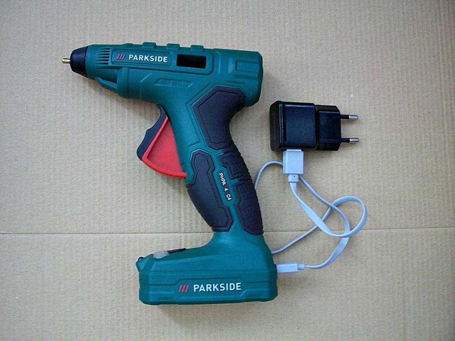 Pistol de lipit cu silicon 7 mm pe acumulator - Parkside