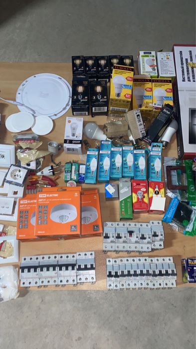 Продам крепежные материалы