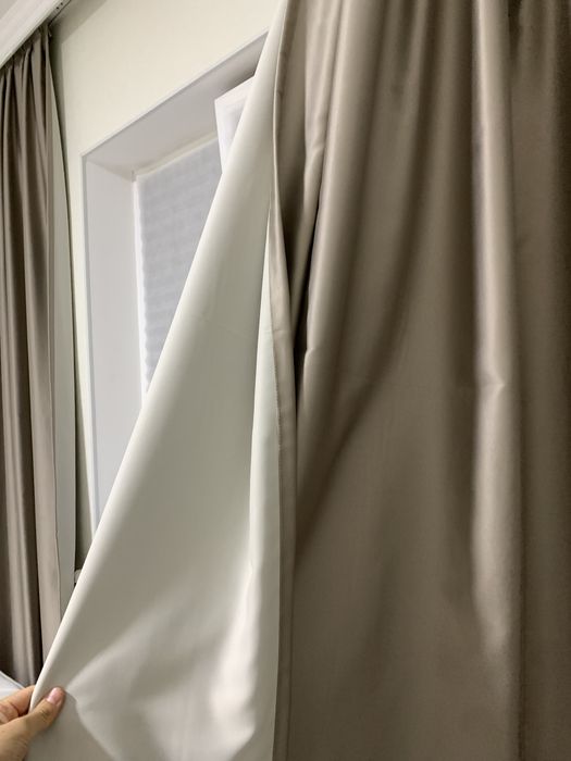 Блэкаут шторы и белый тюль перде