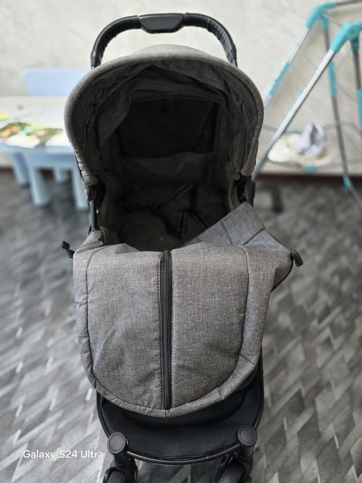 Продам коляску Деарест