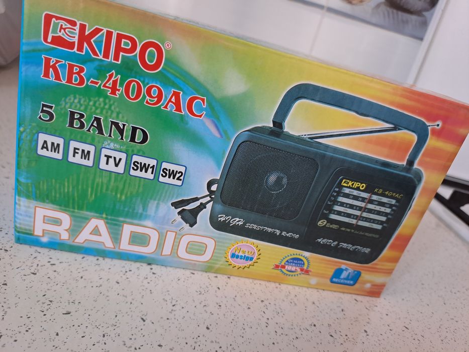 Радио сотилади, холати янги