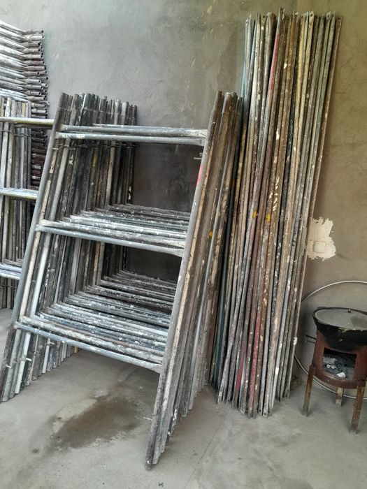 Леса сотилади 350.000сом 25камплект