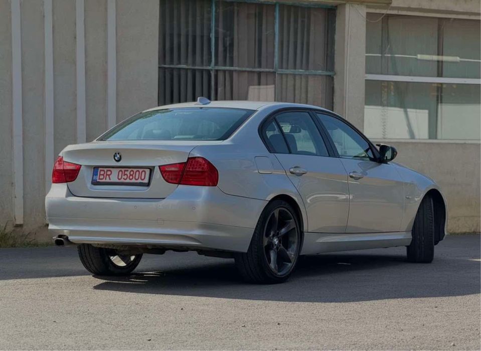 De vanzare BMW E90 320d - Facelift