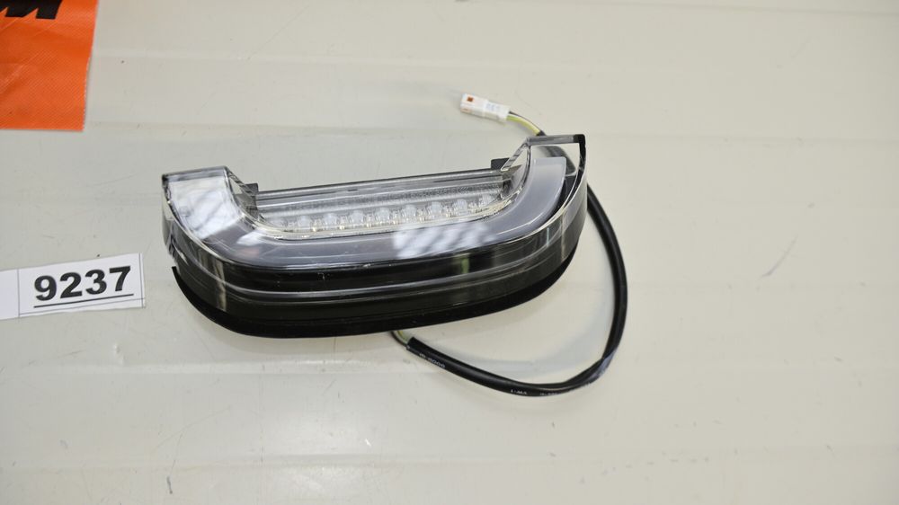 Husqvarna Vitpilen Svartpilen 701 2018 2022 Lumina stop frana spate