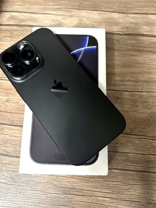 iPhone 16 Pro 128GB Black Titanium