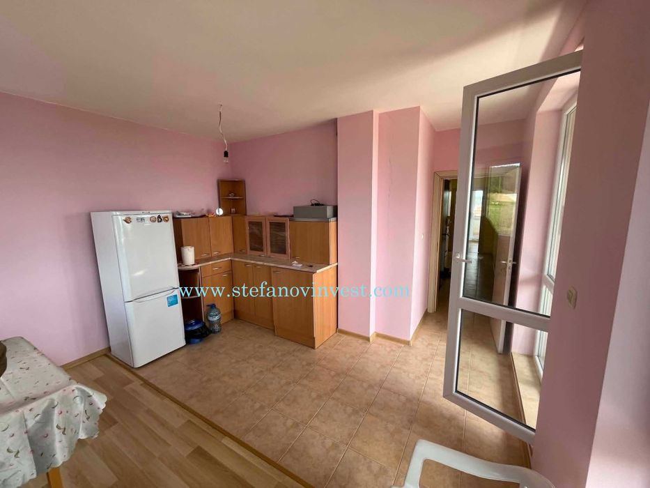 Продава се Двустаен апартамент в Варна, Виница - 98 кв.м за 625 €/кв.м - Снимка #1