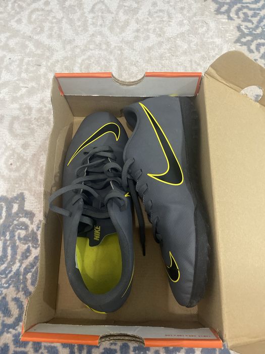 Nike сороконожка продам
