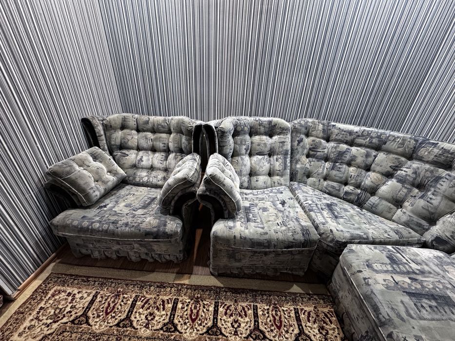 Диван угловой + кресло б/у