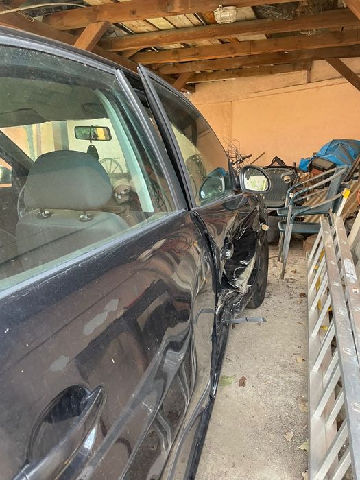 Seat Ibiza avariată