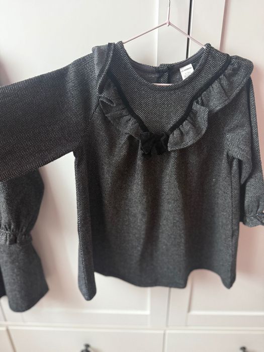 Две детски рокли 86 и 110 размер