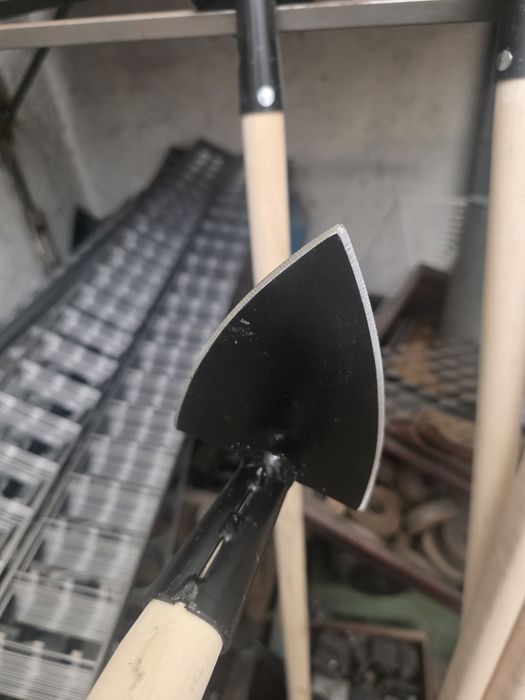 Закалени мотики леки и удобни 65г