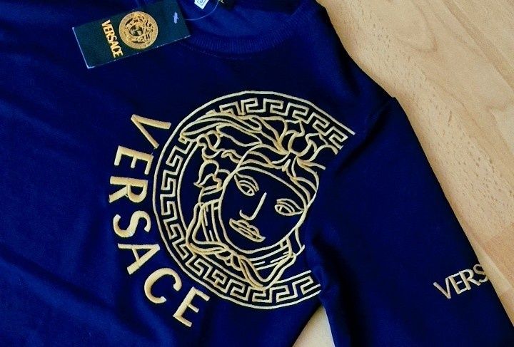 Bluze Versace bumbac, bleumarin,model unisex,logo brodat,marimi divers