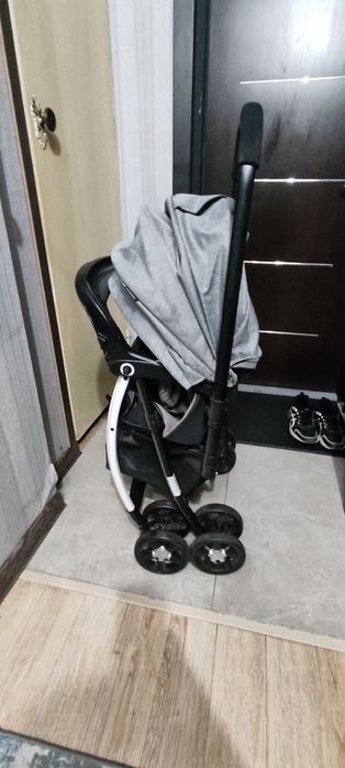Продам складную коляску