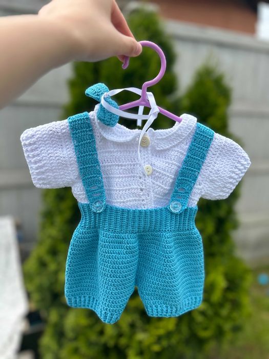 Costum crosetat cu cravata bebe botez, 0-6 luni, calitate excelenta