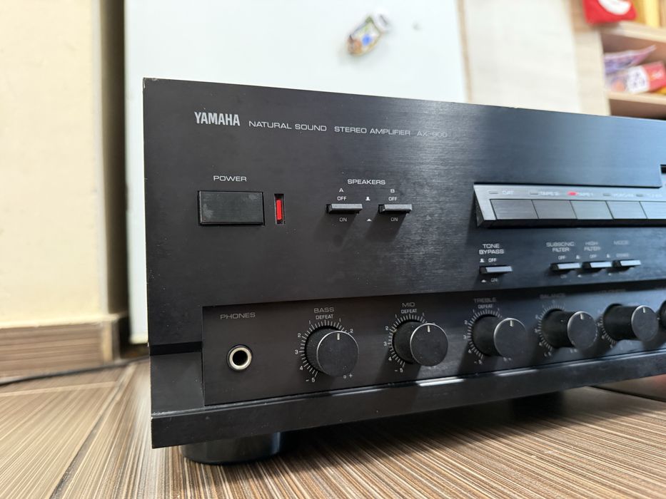 Yamaha AX-900 Качествен съерео усилвател