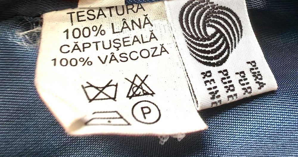 Palton din lână, captusit, barbatesc, lung, culoare bleumarin.