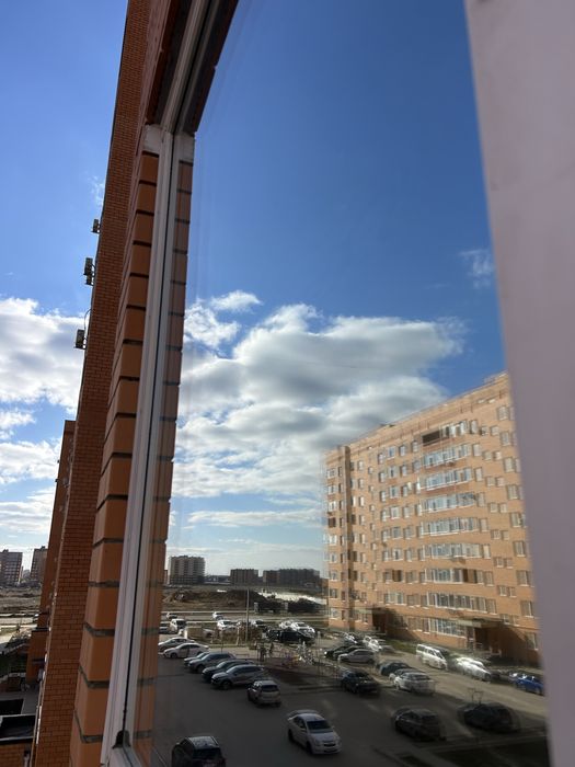 Робот мойщик окон с распылением