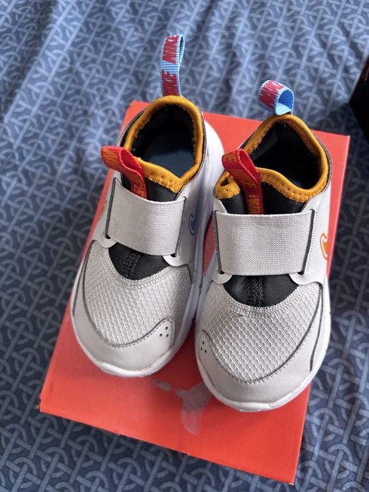 Маратонки Nike Flex runner