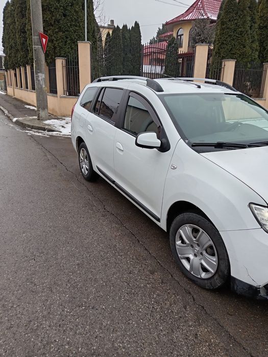 Vând Dacia Logan M.C.V 2019