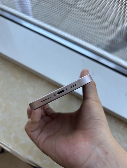 Продам айфон 13 128гб