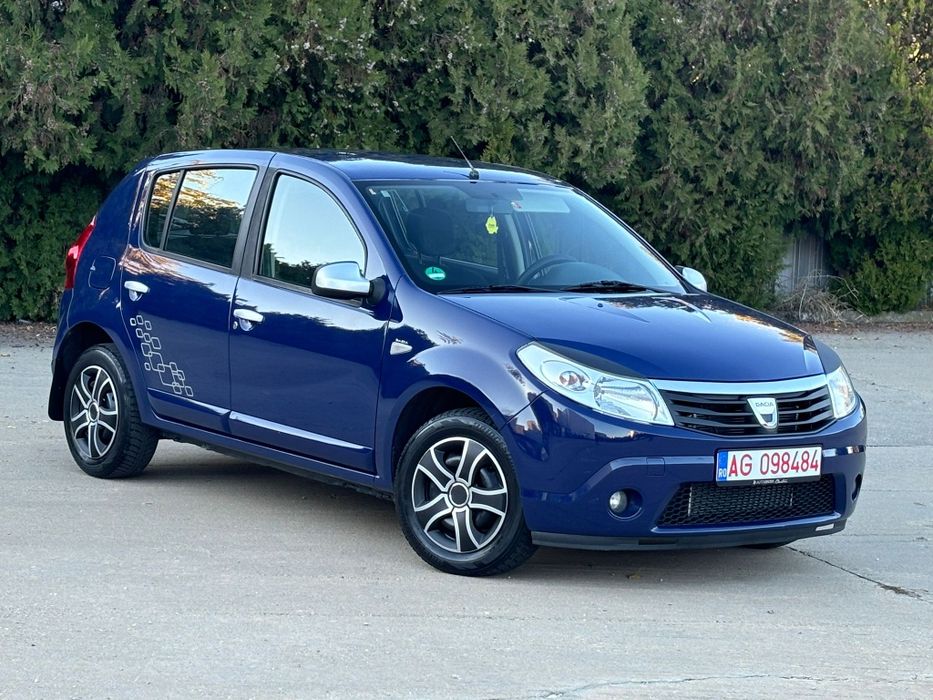 Vând Dacia Sandero