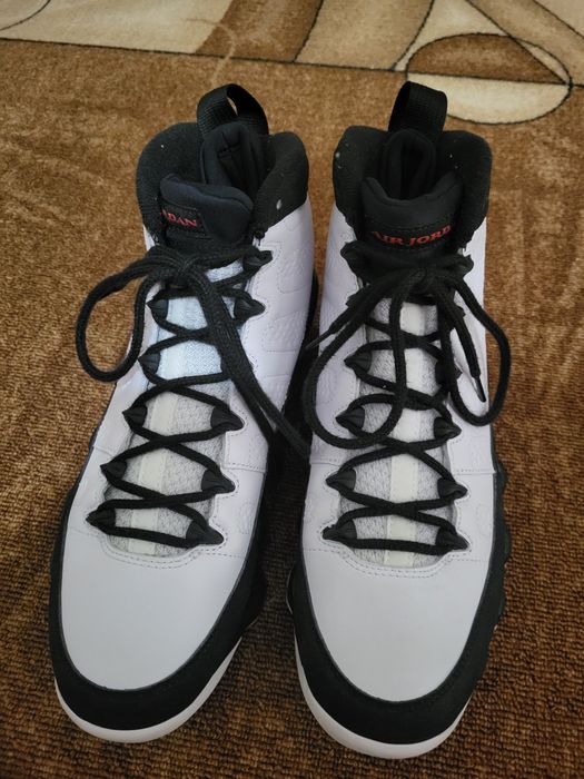 Air Jordan 9 Retro