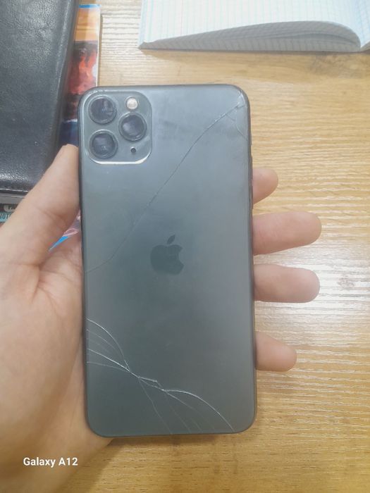 Iphone 11 pro max xotira:64 batarya:72 narxi