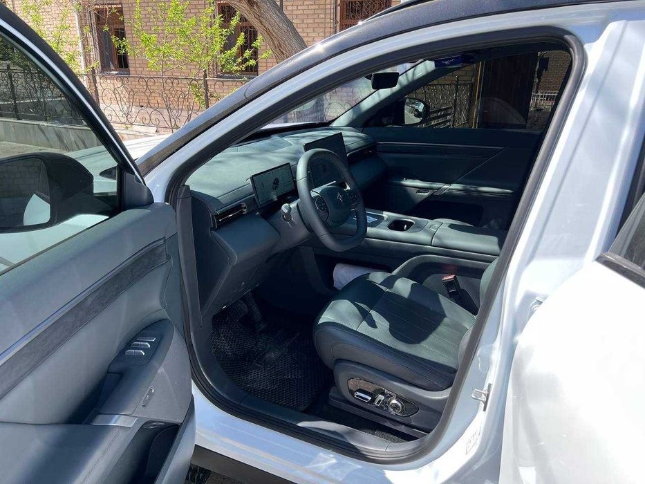 Donfeng EP 008 oq rangda holati ideal