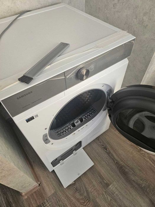 Продается Сушильная машина Samsung 9kg