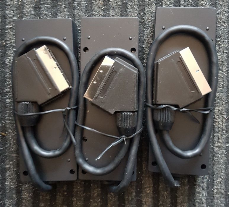 Conectica analog multiplicator scart ,antena tv si rca