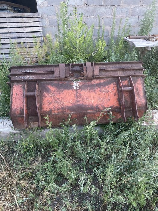 продам ковш на трактор