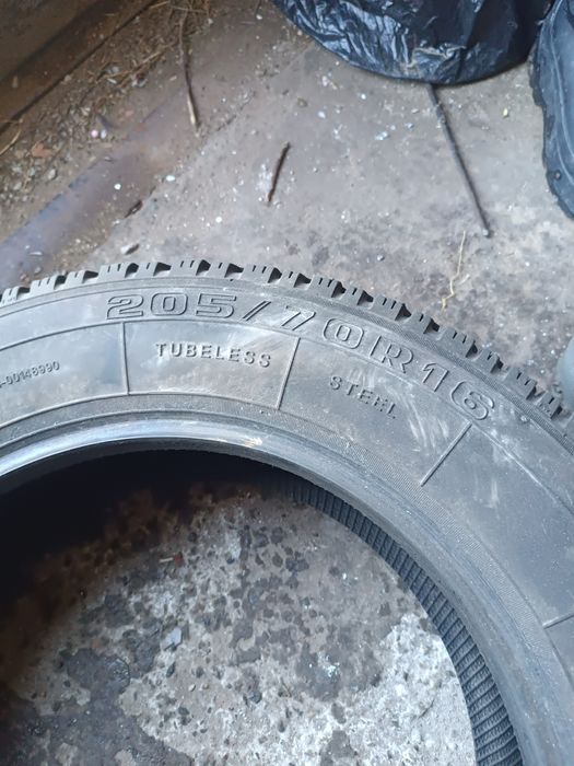 Продам резину (балоны)