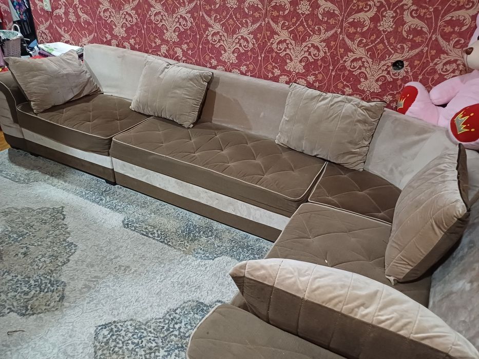 Продам срочно Мягкий Угловой диван