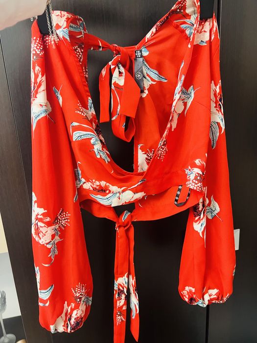 Cropp top missguided