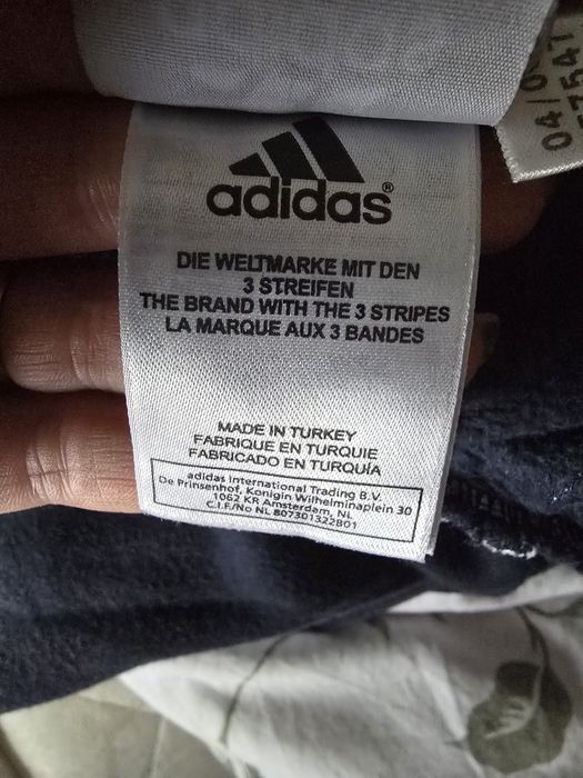 Pantaloni de trening Adidas marime S oversize