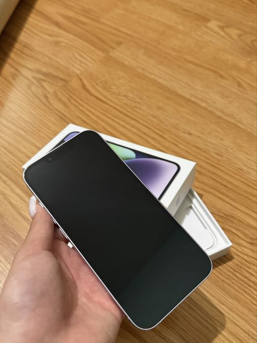 Iphone 14 purple