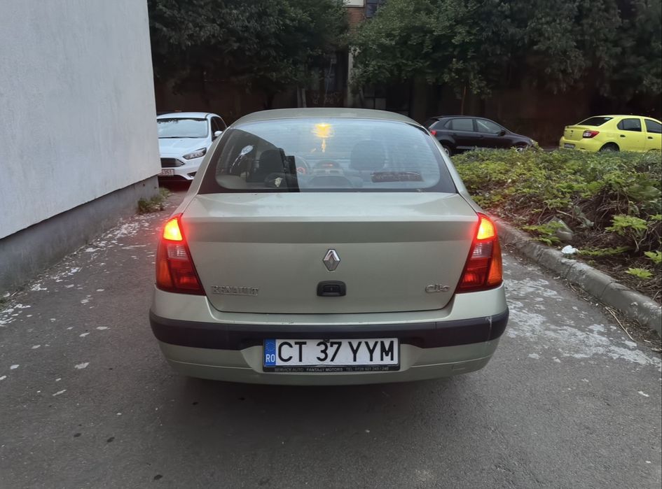 RENAULT Clio 2004 — imagine 3