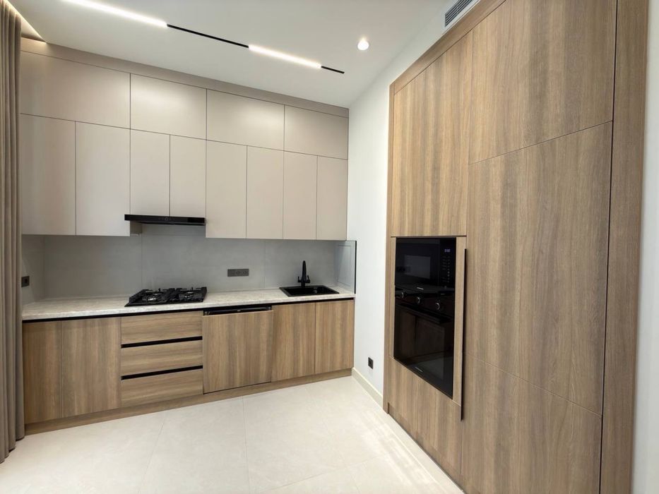 Жк "Инфинити" 2/11/14 65кв.м евро ремонт с мебелью и техникой