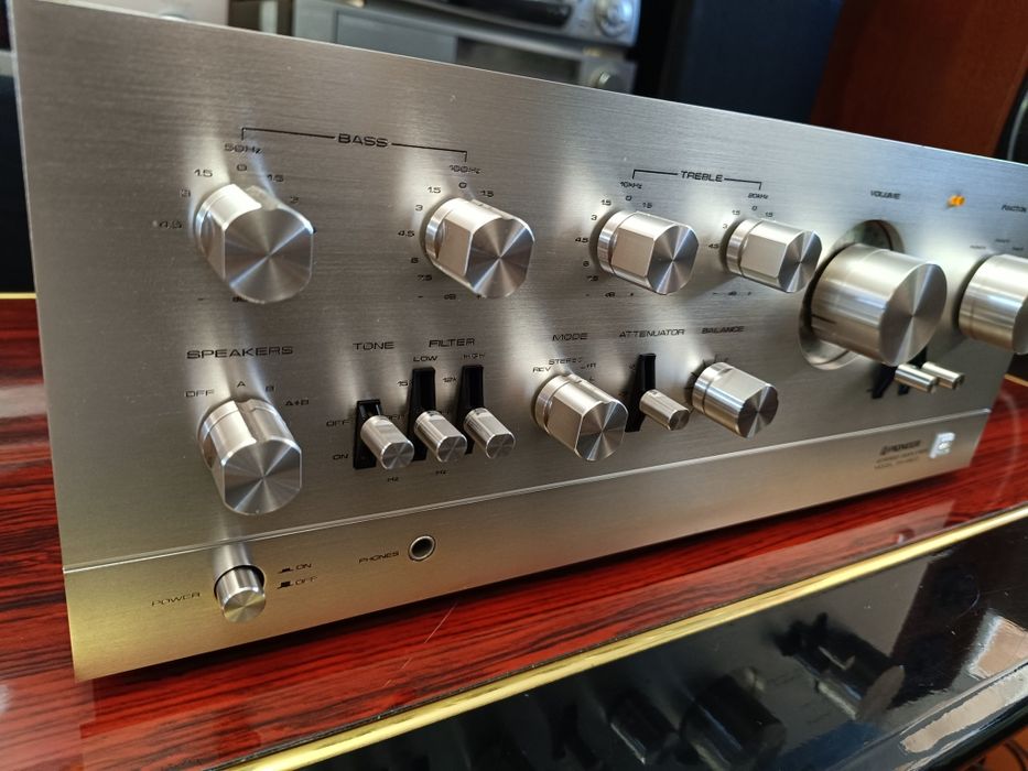 Усилитель Pioneer SA-9900