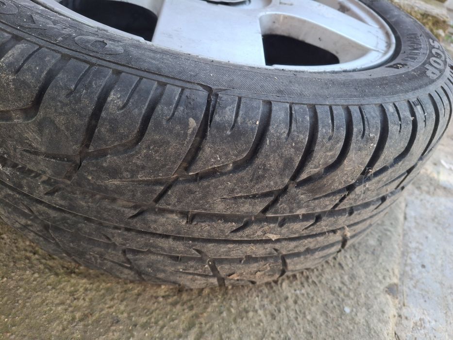 Anvelope cu janta 195/50 R15