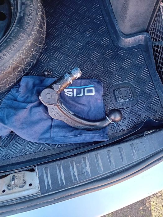 Bmw e91 320d 2007,vand sau schimb cu auto in 7 locuri