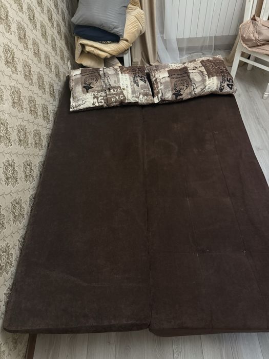 Раздивжной диван