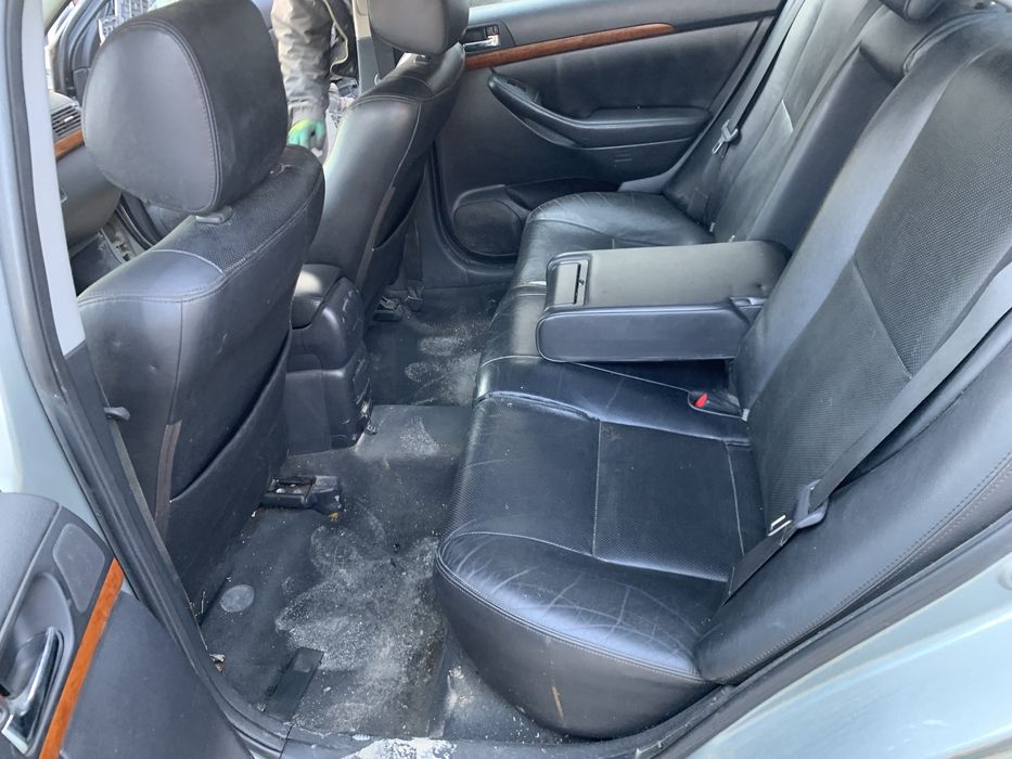 Piese toyota avensis facelift motor 2.2 150 cp 2007