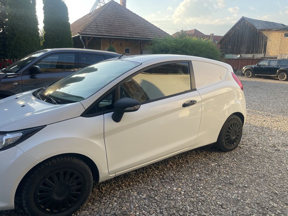 FORD Fiesta 2012 — imagine 2