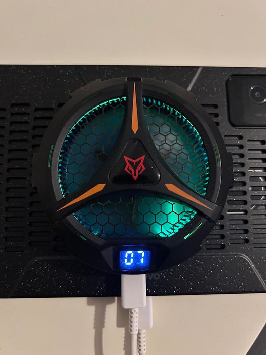 Cooler gaming pentru tableta “Sarafox C2”