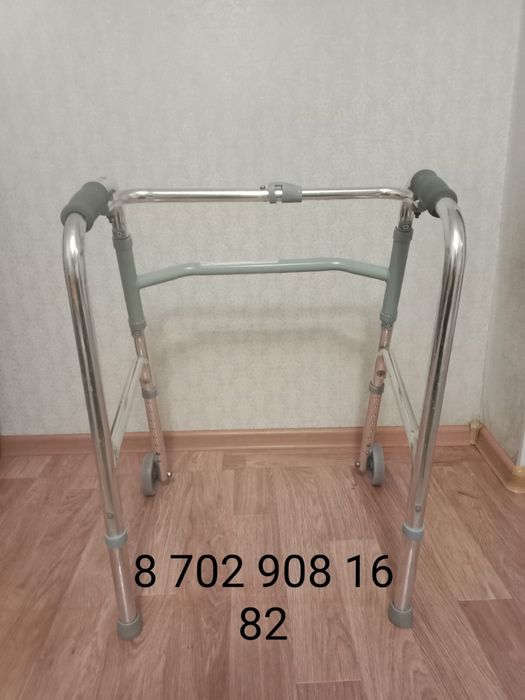 Инвалилный ходунок