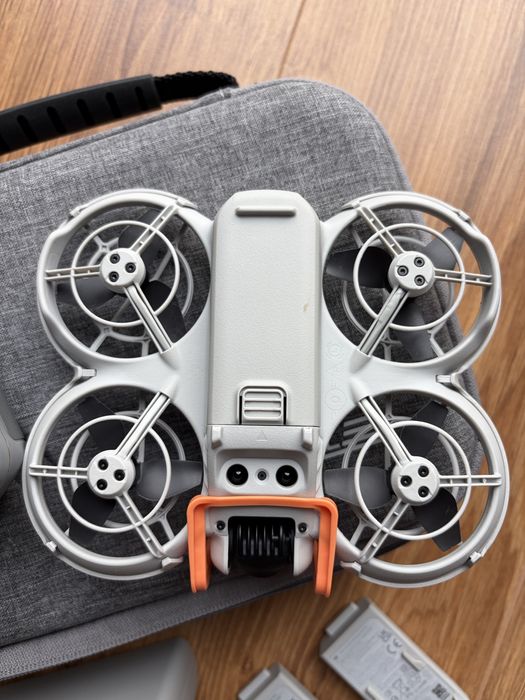 Drona DJI NEO Fly more full box